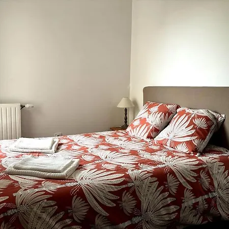 Familial - Proche Versailles Apartment *