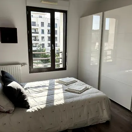 Apartment Familial - Proche Versailles Saint-Cyr-l'Ecole
